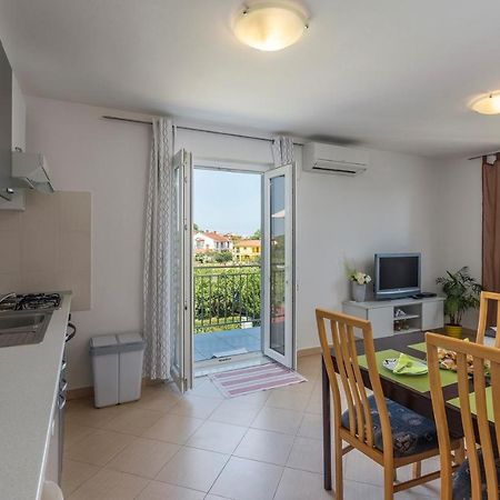 Apartment Nensi Poreč Exteriör bild