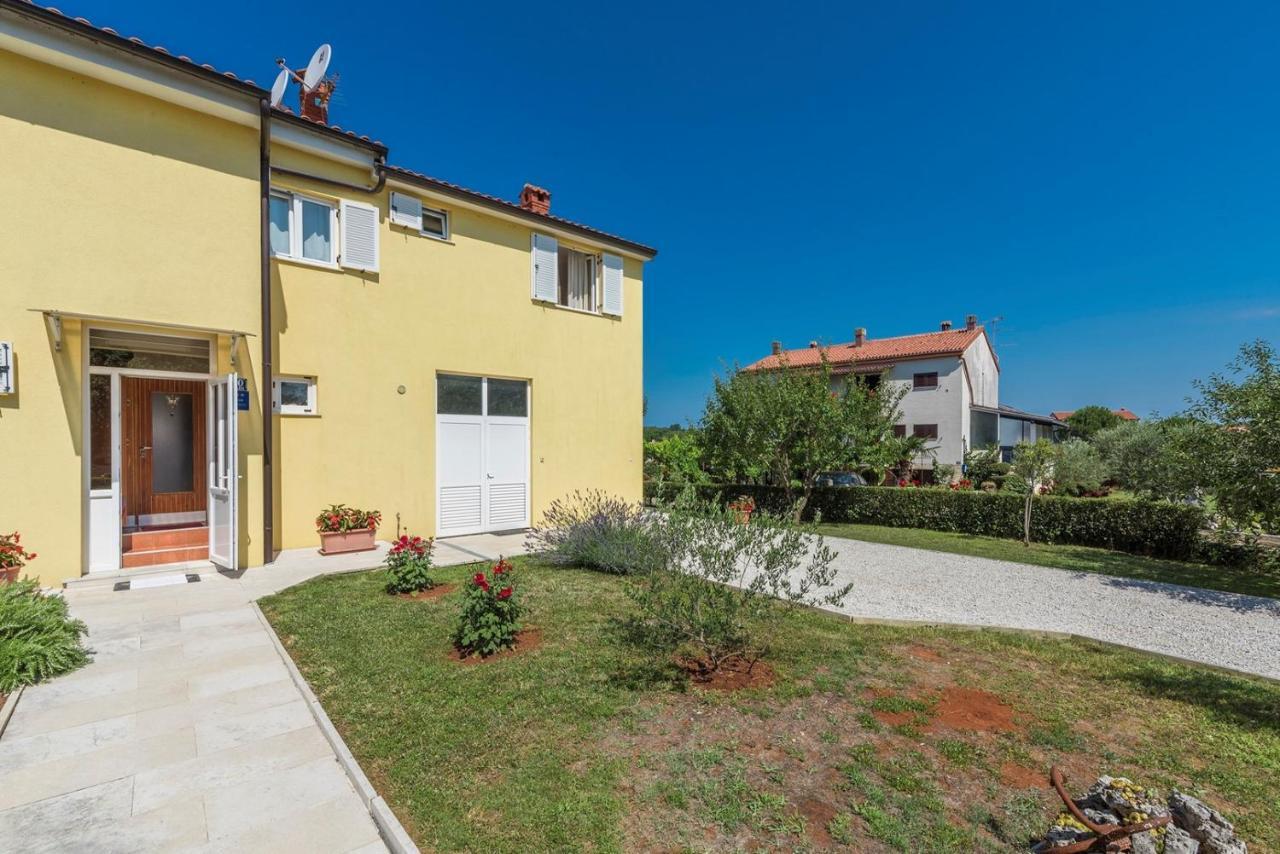 Apartment Nensi Poreč Exteriör bild
